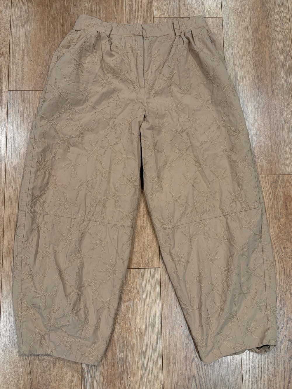 House of Harlow 1960 Embroidered Barrel Leg Pants Taupe Size Medium Cotton
